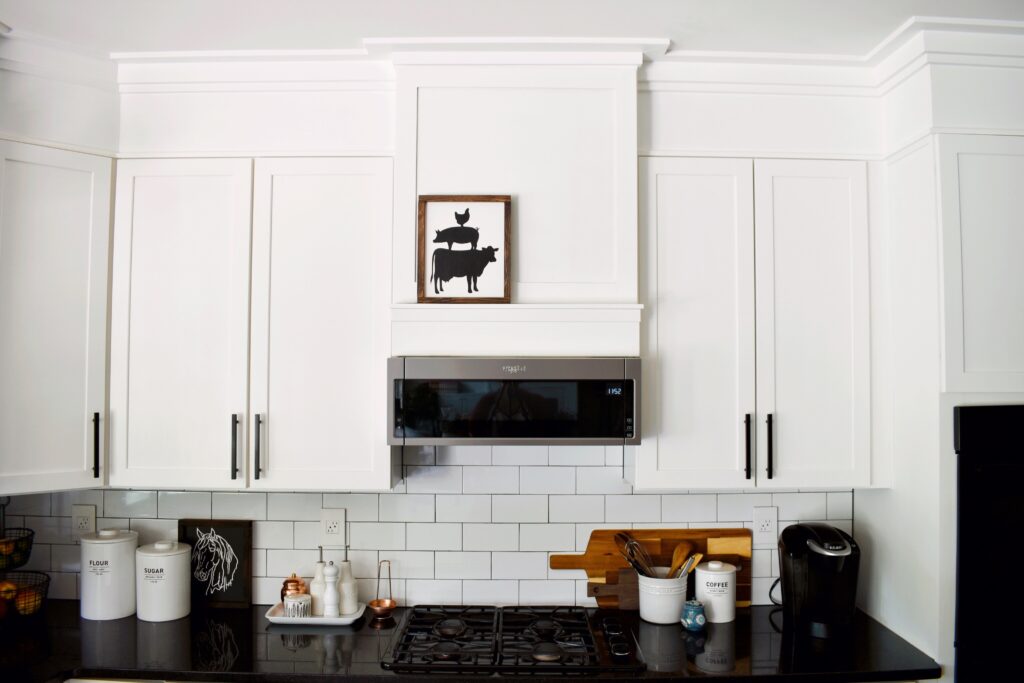 A Builder-Grade Massachusetts Kitchen Gets a Soulful Update