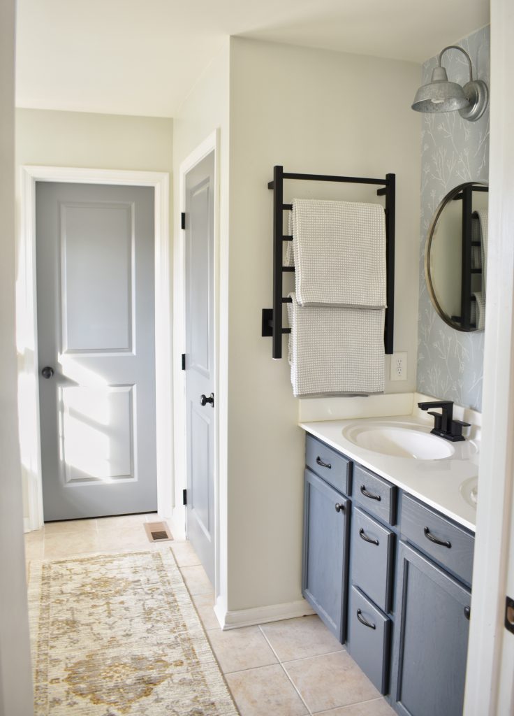 Towel warmers versus heated towel racks – Bathroom Butler