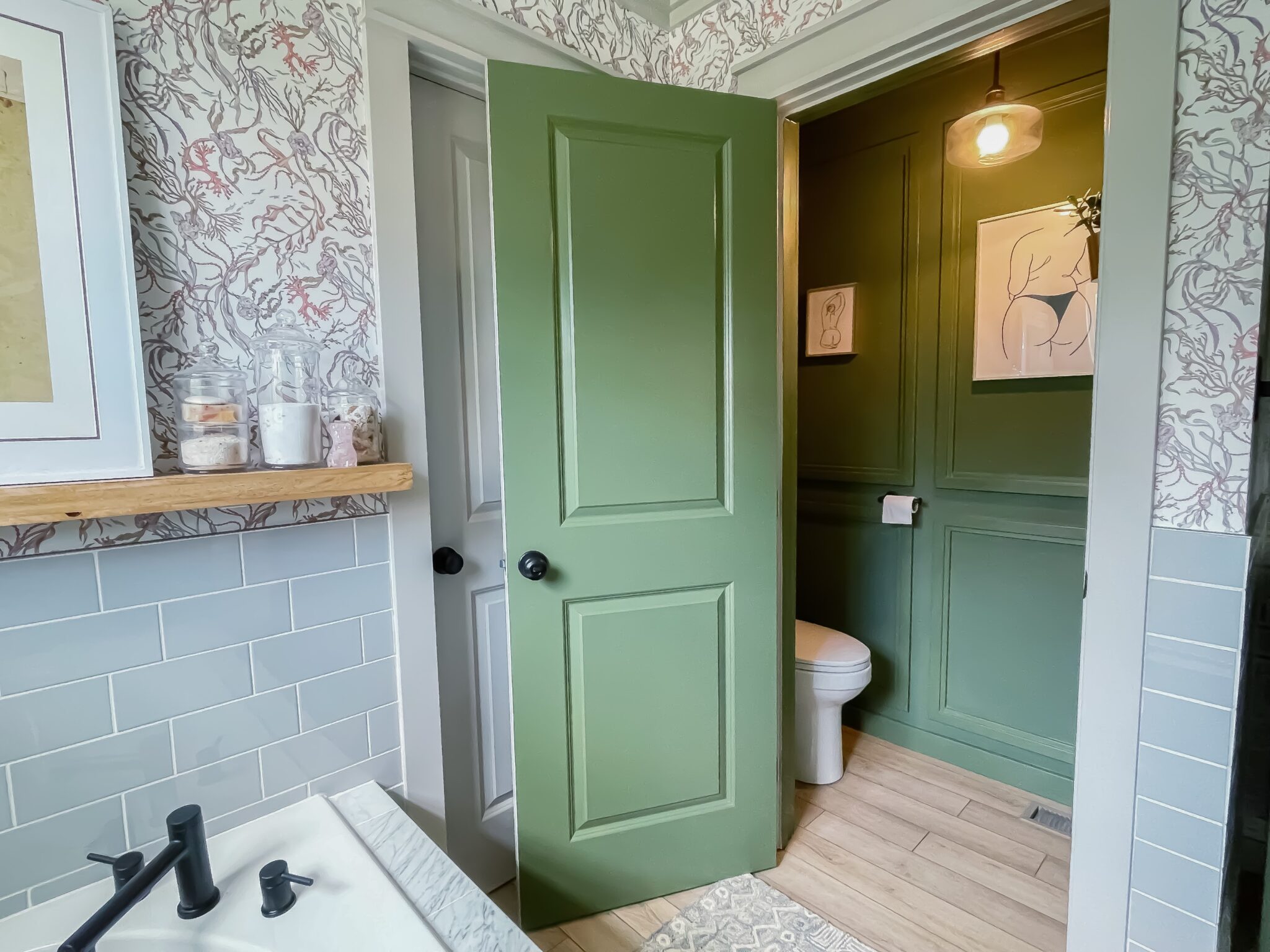 One Room Challenge – Primary Bathroom and Walk in Closet Reveal