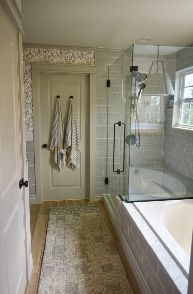 Is a Walk-In Closet Off Your Primary Bath a Bad Idea? — Arieli